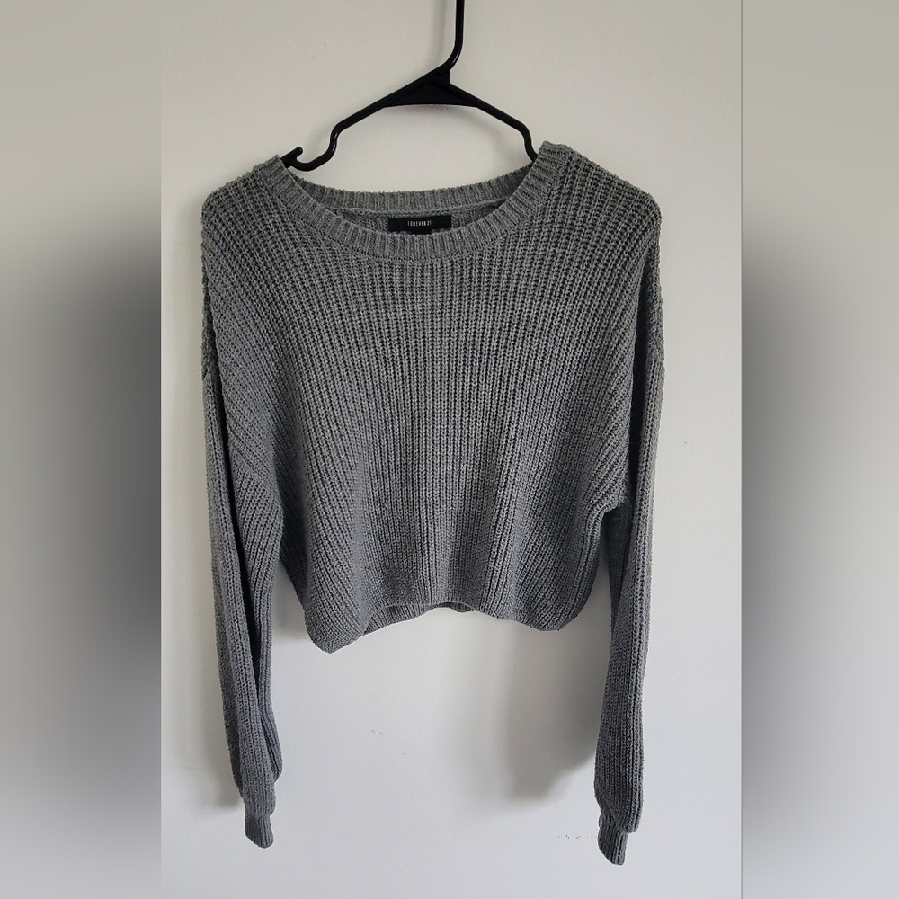 Forever 21 Gray Crew Neck Ribbed Sweater